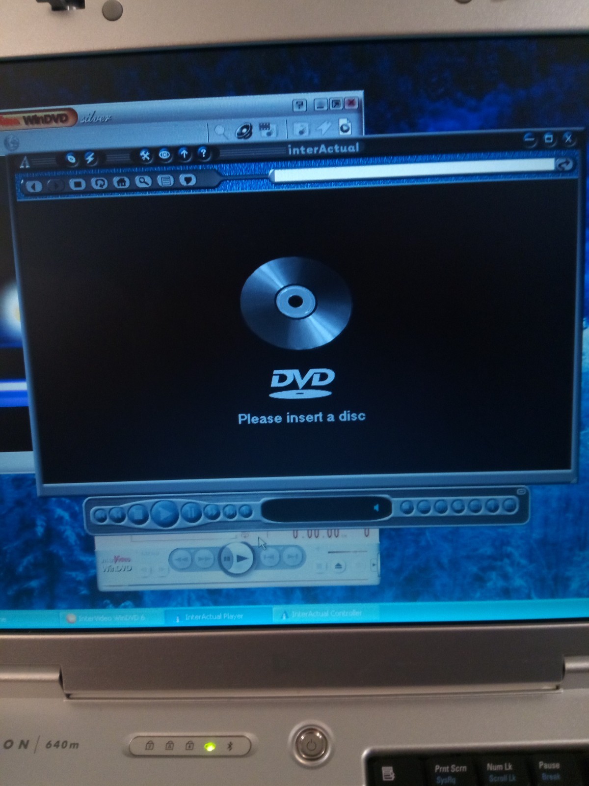 DELL INSPIRON 640M T5500 1.66GHZ 2GBRAM 320GBHDD WINXP SP/3 OFFICE 2007 CLEAN