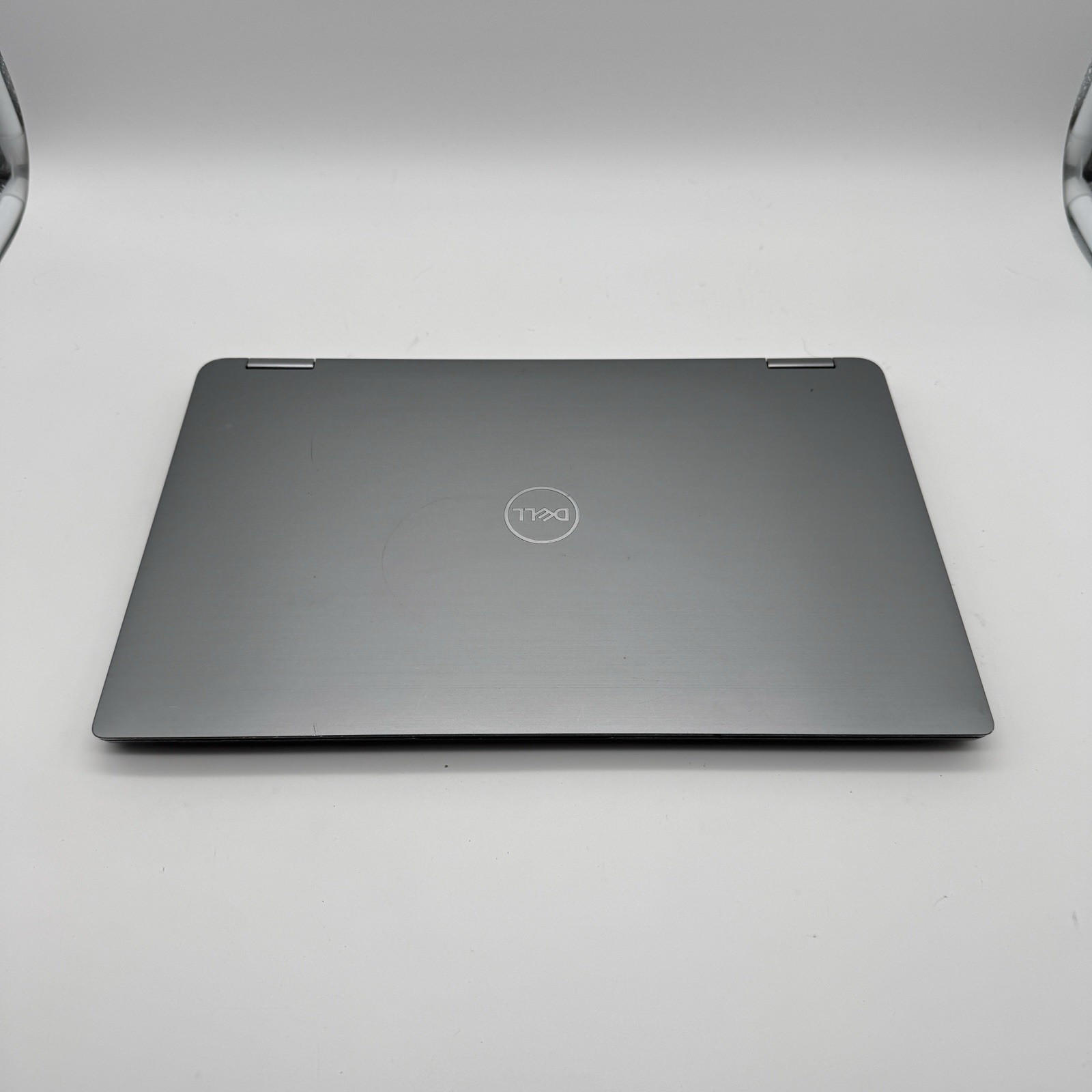 Dell latitude 9410 14″ Touch | i7-10610U 1.8GHz | 16GB RAM | No SSD | *NO POWER*