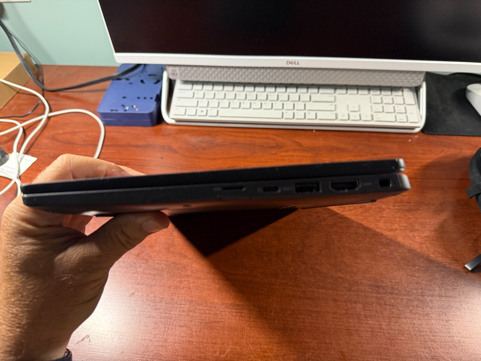Dell Latitude 7420 14″ Laptop FHD Touch Core i5-1145G7 16GB 256GB SSD Win11P LTE