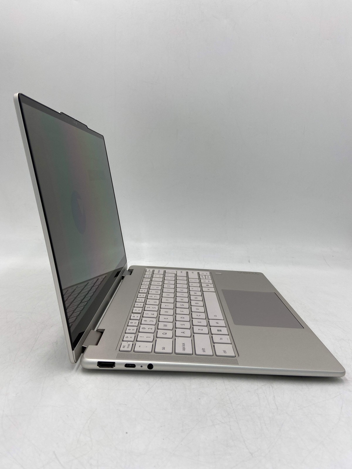 Lenovo Yoga 7 2-in-1 14AKP10 14″ AMD Ryzen AI 5 340 2.0GHz 16GB RAM 512GB SSD AM