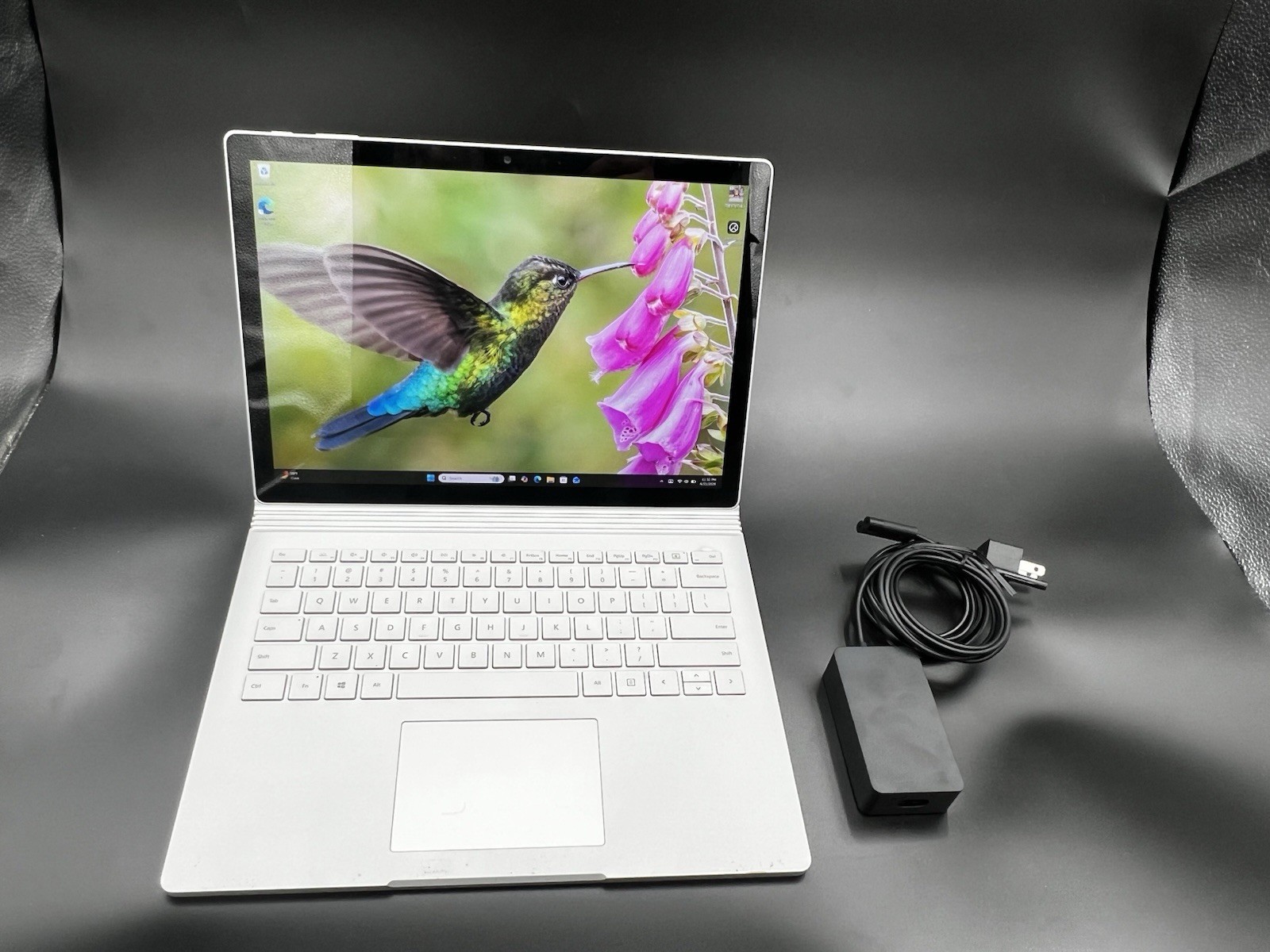 Microsoft Surface Book 3 13.5 QHD+ TOUCH i7-1065G7 1.30GHz 32GB 512GB SSD
