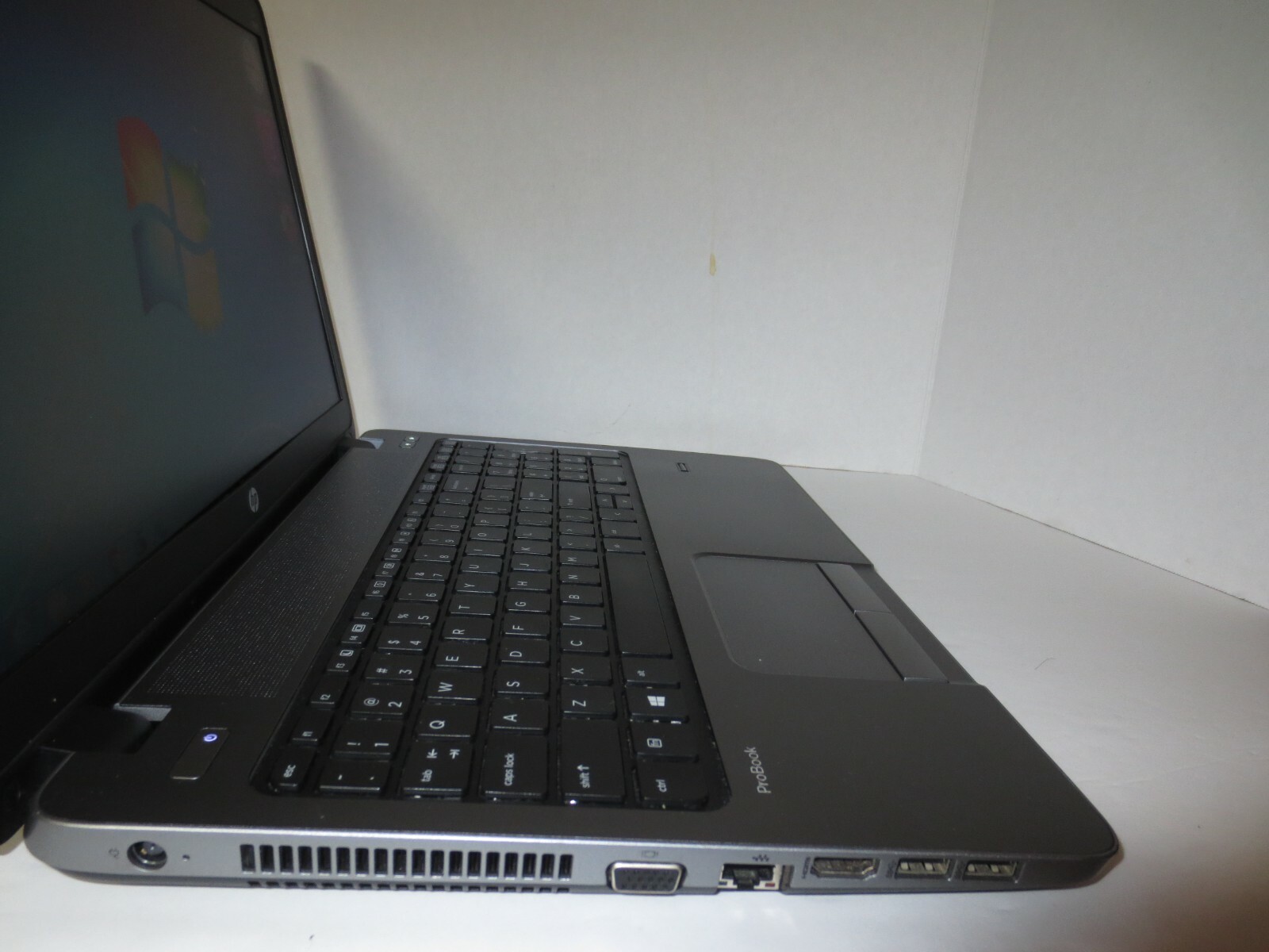 HP PROBOOK 445G1 15.6AMD A6-5350M APU/RADEON@2.9GHZ 4GB RAM 500GB HDD WIN7 OFF13
