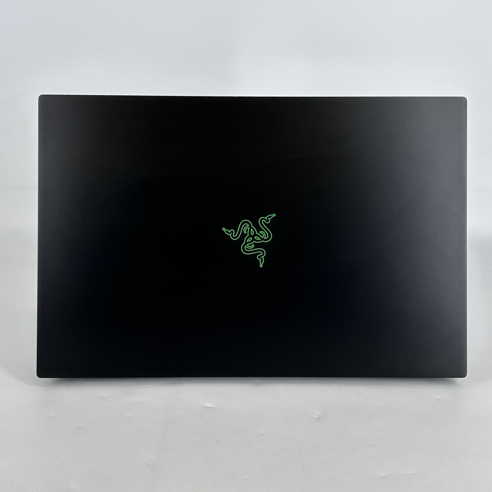 Razer Blade 17 144Hz 4K 2.5 GHz i9-12900H 64GB 1TB SSD RTX 3080 Ti Very Good