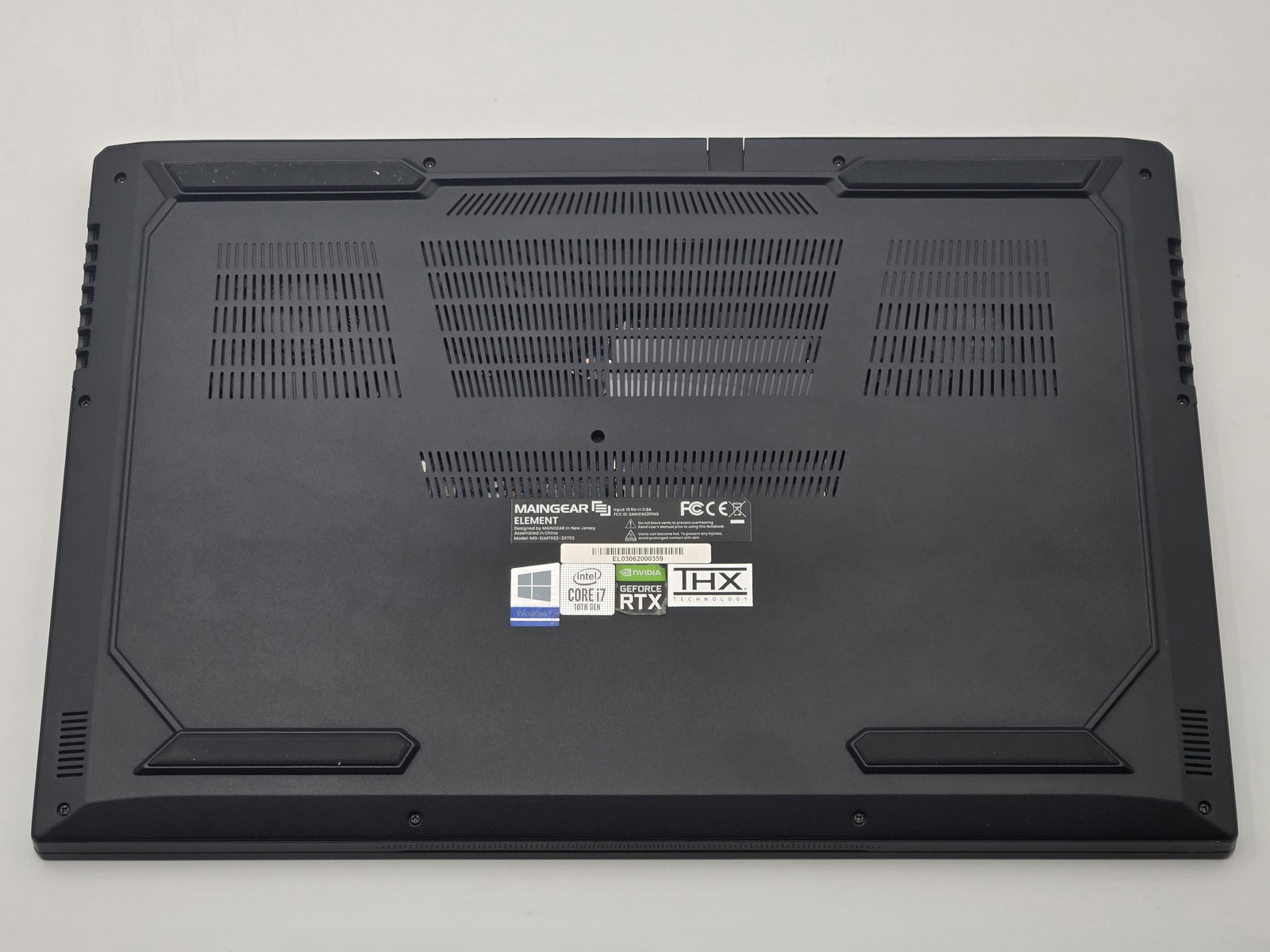 MainGear Element 3 17″ FHD I7-10875H 1TB SSD 32GB W11P GeForce RTX 2070 Super