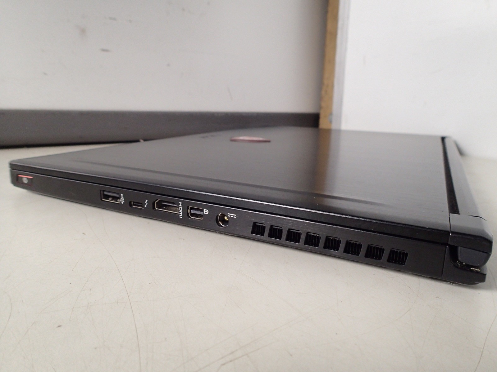 MSI GS63VR Intel Core i7 7700H 2.80GHz 16GB RAM 256GB M.2+1TB HDD Win 11 GTX1060