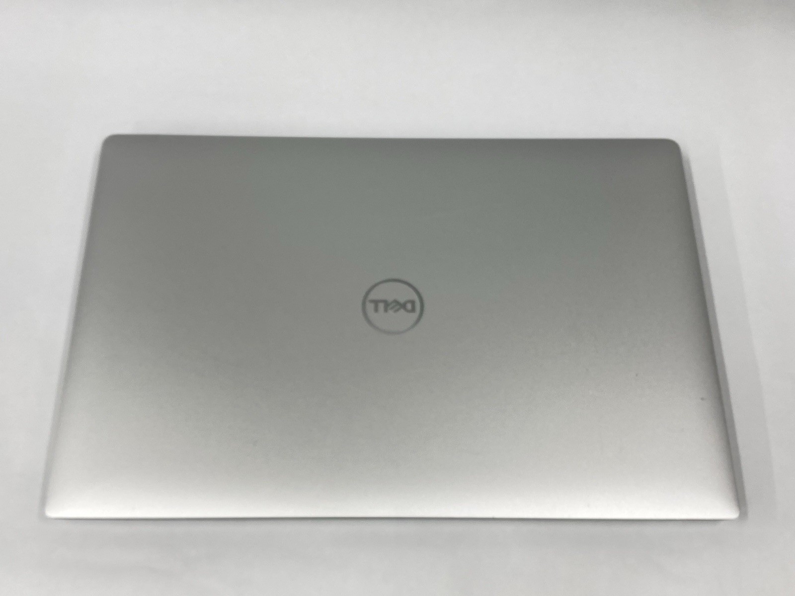 Dell XPS 15 7590 – Grade B – 4K – i7-9750h – 16GB – 256SSD – W11P – READ