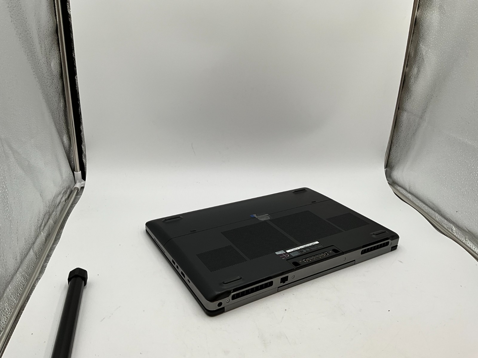 DELL Precision 7710 i7-6820HQ 32GB 512GB 17.3″ M3000M LAPTOP 6MGWQ72 NO OS