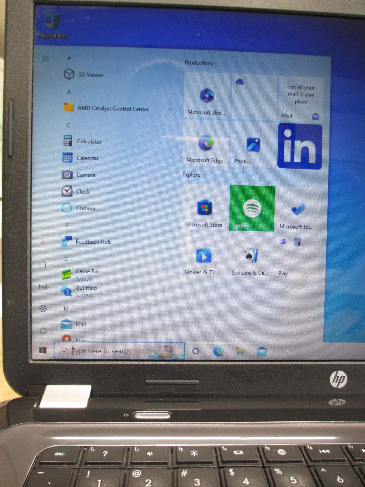 HP 2000-BF69WM Laptop 15.6” AMD E-300 1.3Ghz 4GB RAM 320GB HDD Windows 10