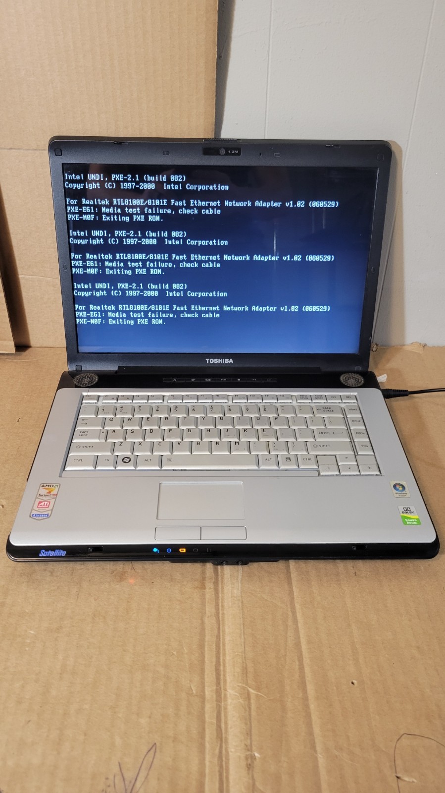 Toshiba Satellite A215-S4747 AMD Turion™ 64 X2 2GB Ram –For Parts or Repair–