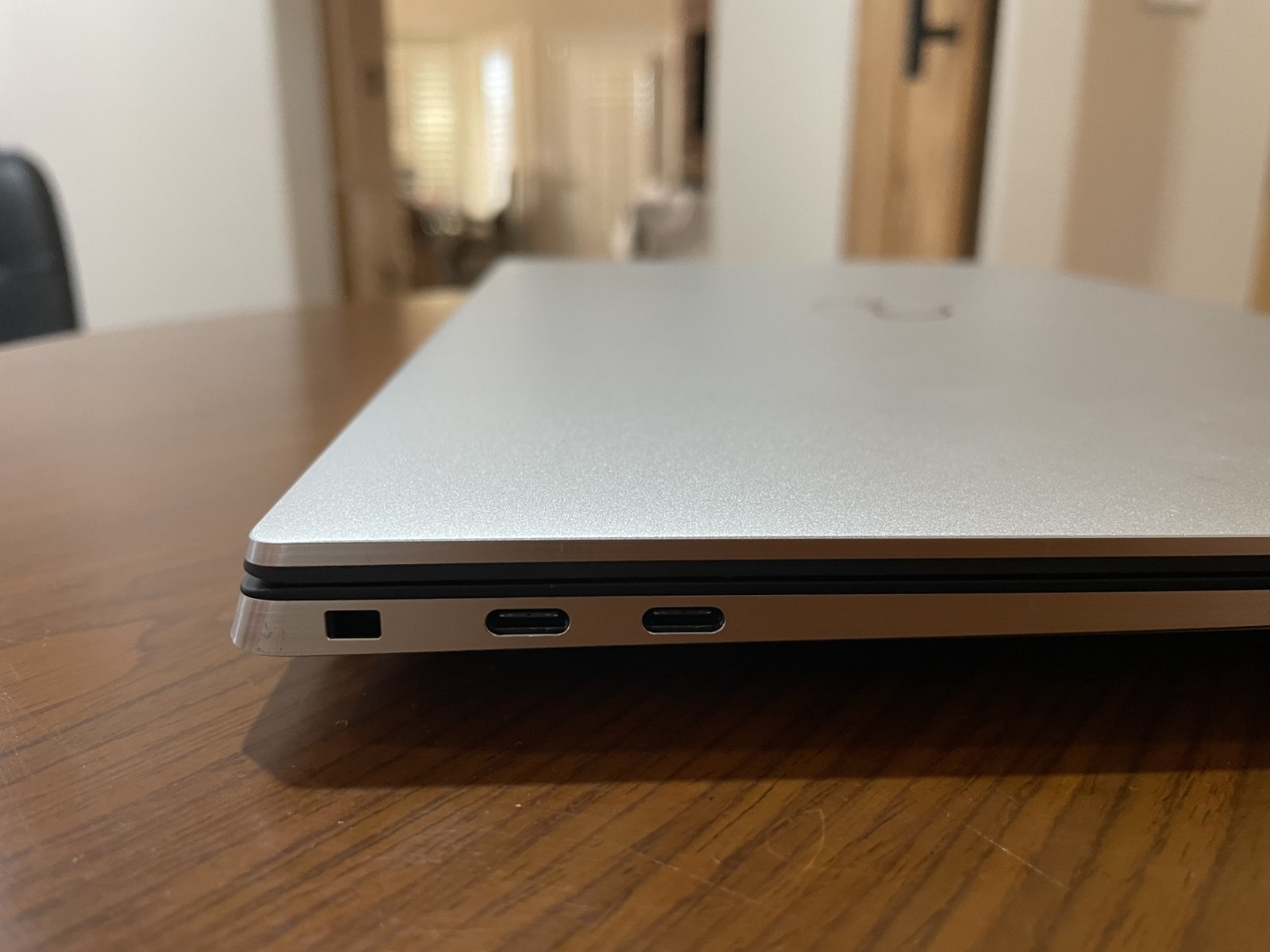Dell XPS 15 9530 3.5K OLED Touch i7-13700H 32GB 1TB SSD RTX 4050
