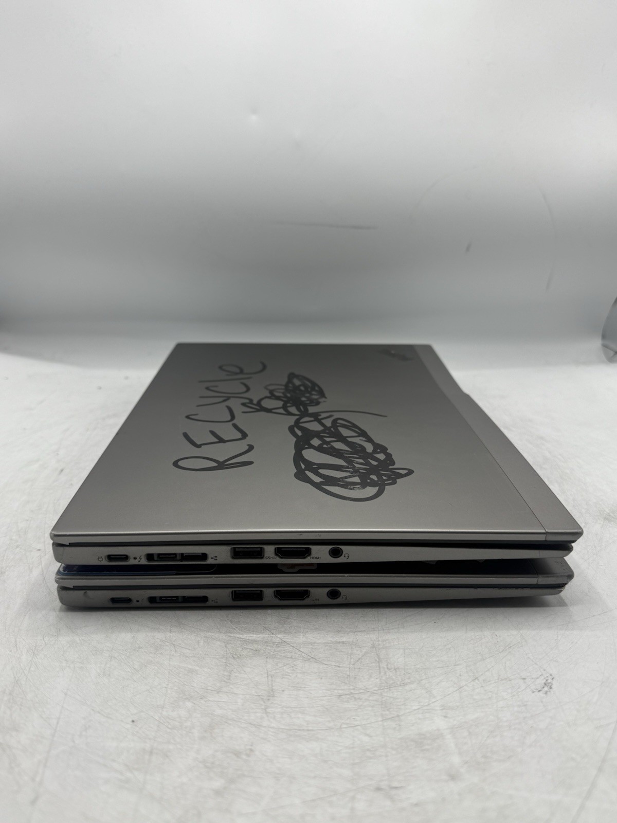 LOT OF 2 Lenovo Thinkpad T490s 14” FHD Touch Touch i7 8665U 16GB RAM READ