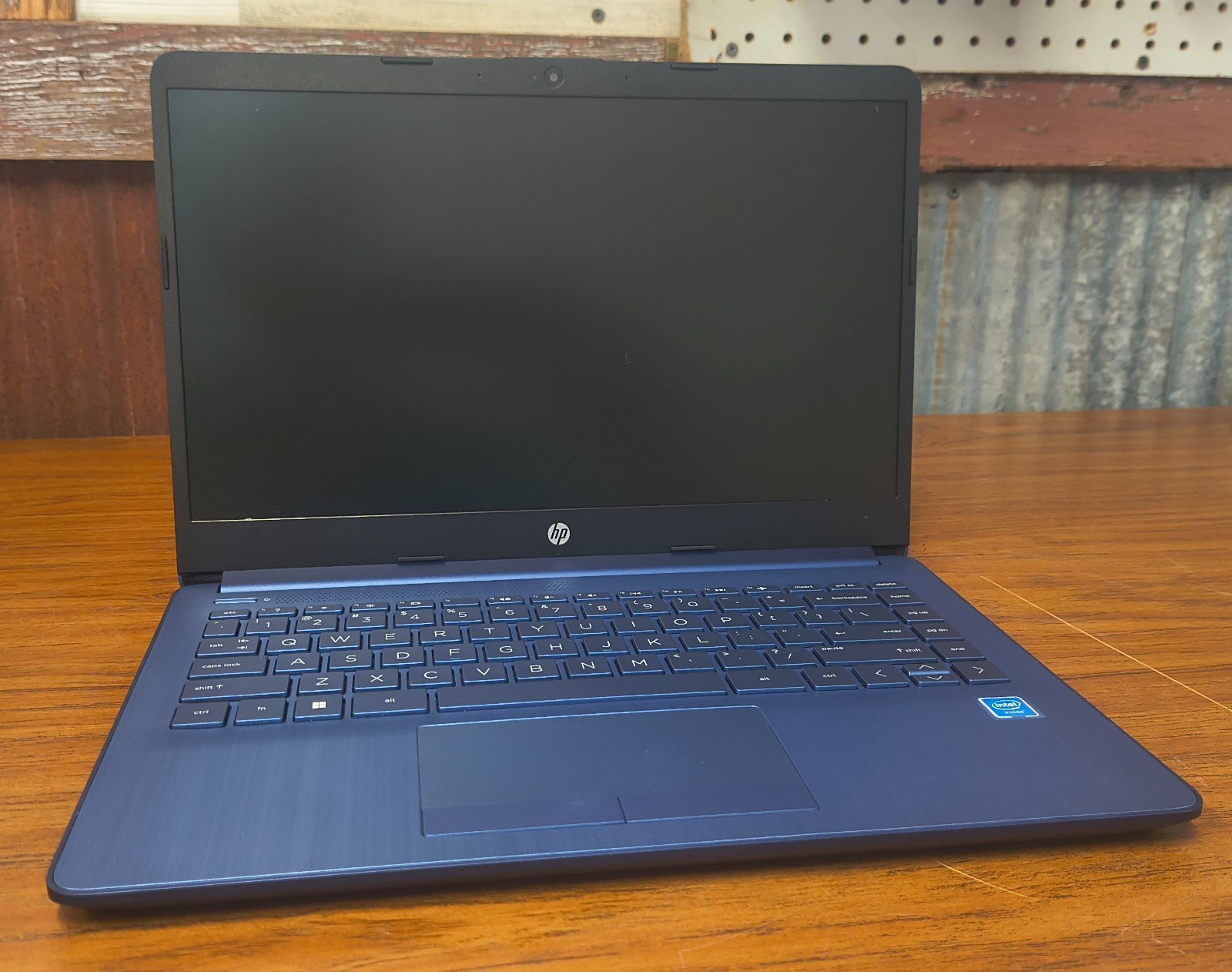 HP Stream 14-cf2111wm – PARTS/REPAIR – (Celeron N4120 / 8GB / 64GB) Read