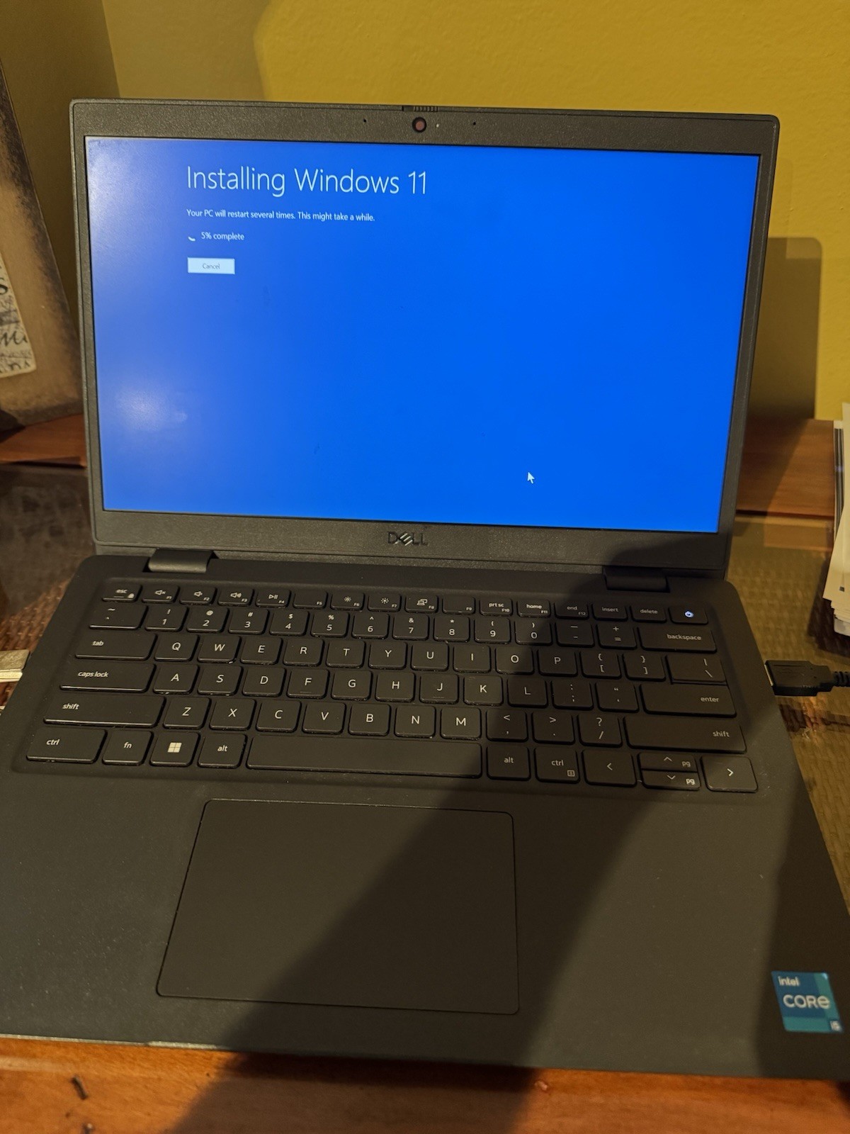 Dell Latitude 3420 14” Laptop i5-1135G7 8GB RAM 256GB SSD (Windows 11 Pro)