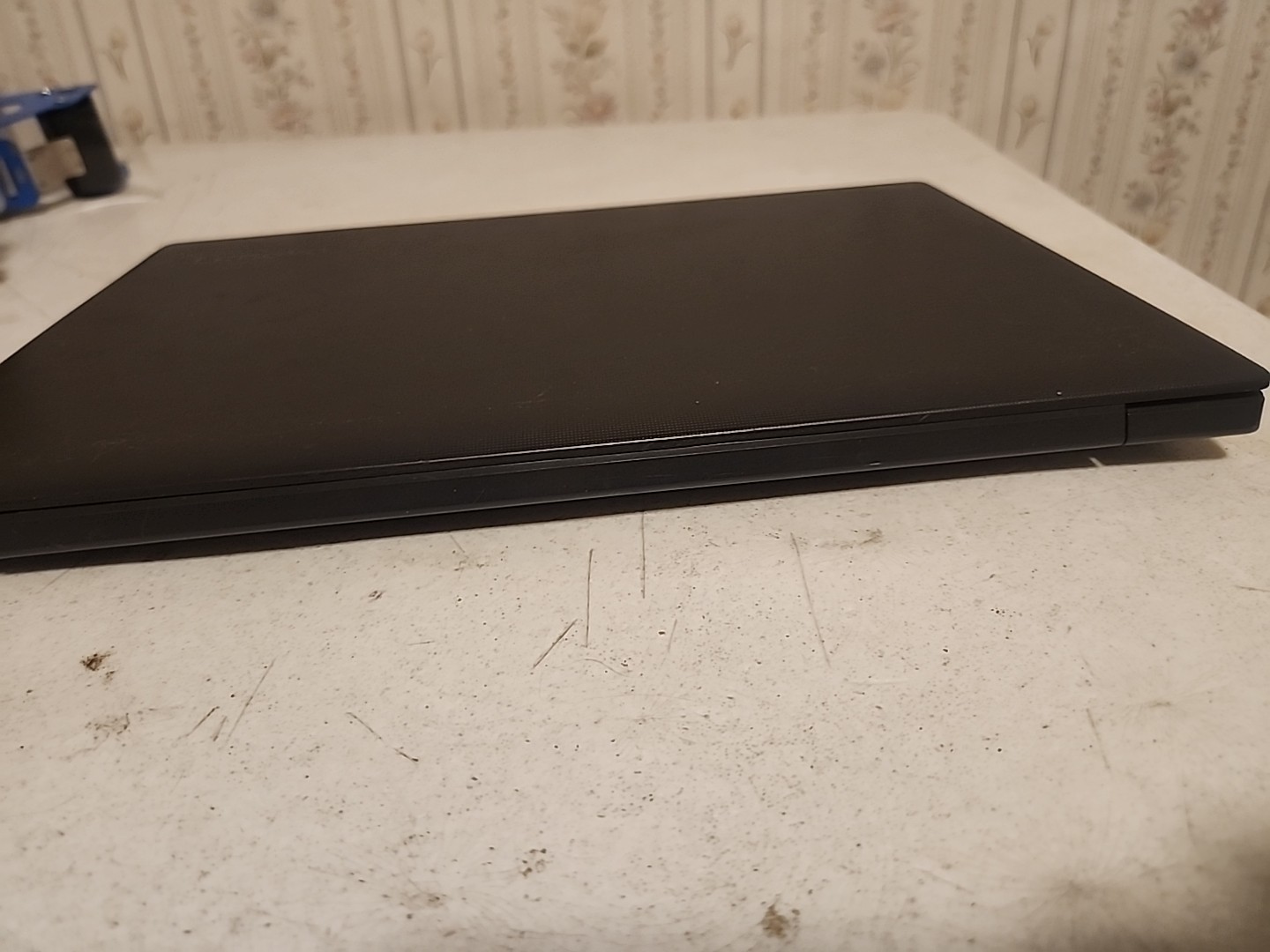Lenovo ideapad 130-15IKB Laptop Intel I3-6006u 2.00ghz 4GB NO HDD/OS