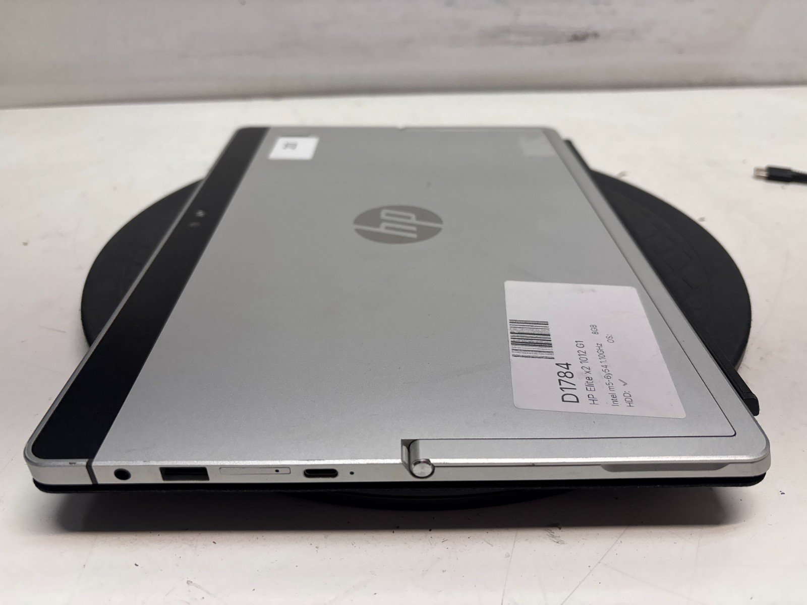 HP Elite x2 1012 G1 Intel m5-6y54 1.10GHz 8GB 128GB SSD Windows 11