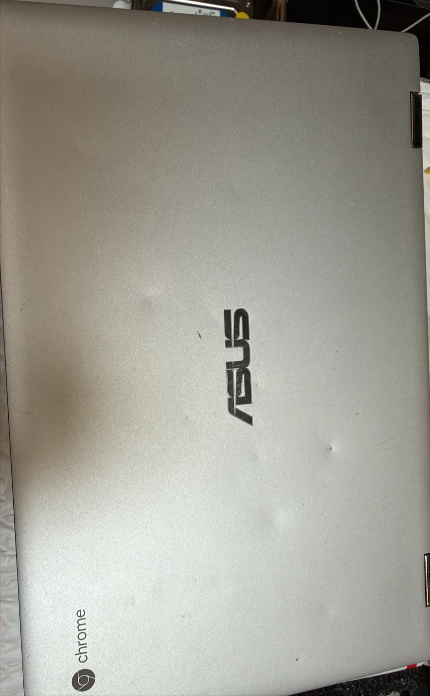 ASUS Chromebook Flip 14″ m3-8100Y 8GB 64GB SSD C434T Parts/Not Working
