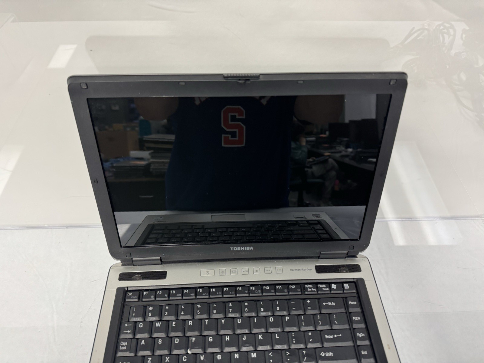 Toshiba Satellite M105-S3004 Intel Core Duo T2300 1.66 GHz 512MB Ram No HDD