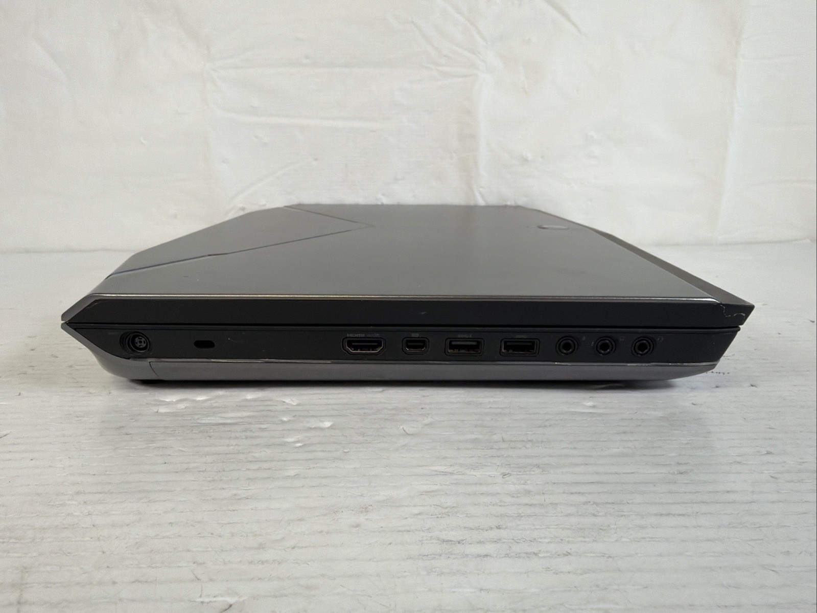 Alienware 17 P18E Gaming i7-4900MQ 32GB RAM GTX 770M 17″ 256 GB NVMe Win 11 Pro
