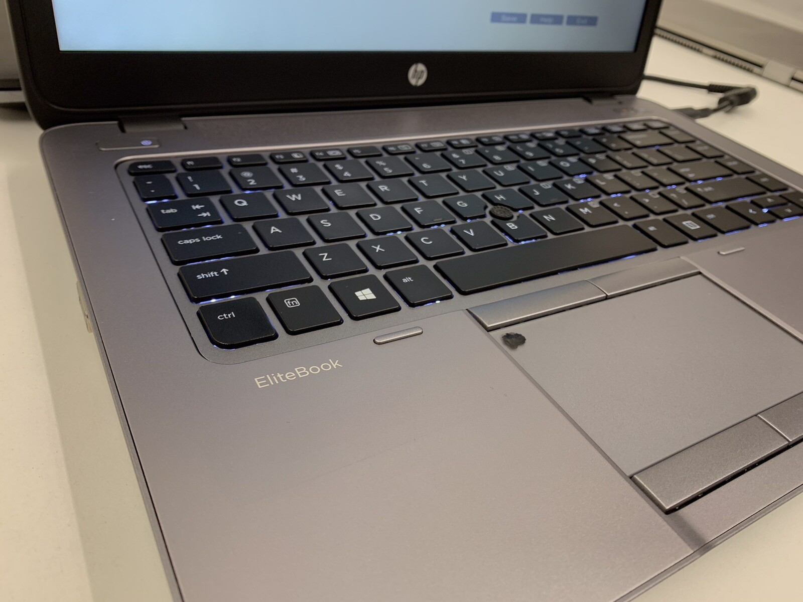 HP EliteBook 840 G2 14″ CORE i5-5300U @ 2.30GHz | 4GB RAM | NO HDD | #T82