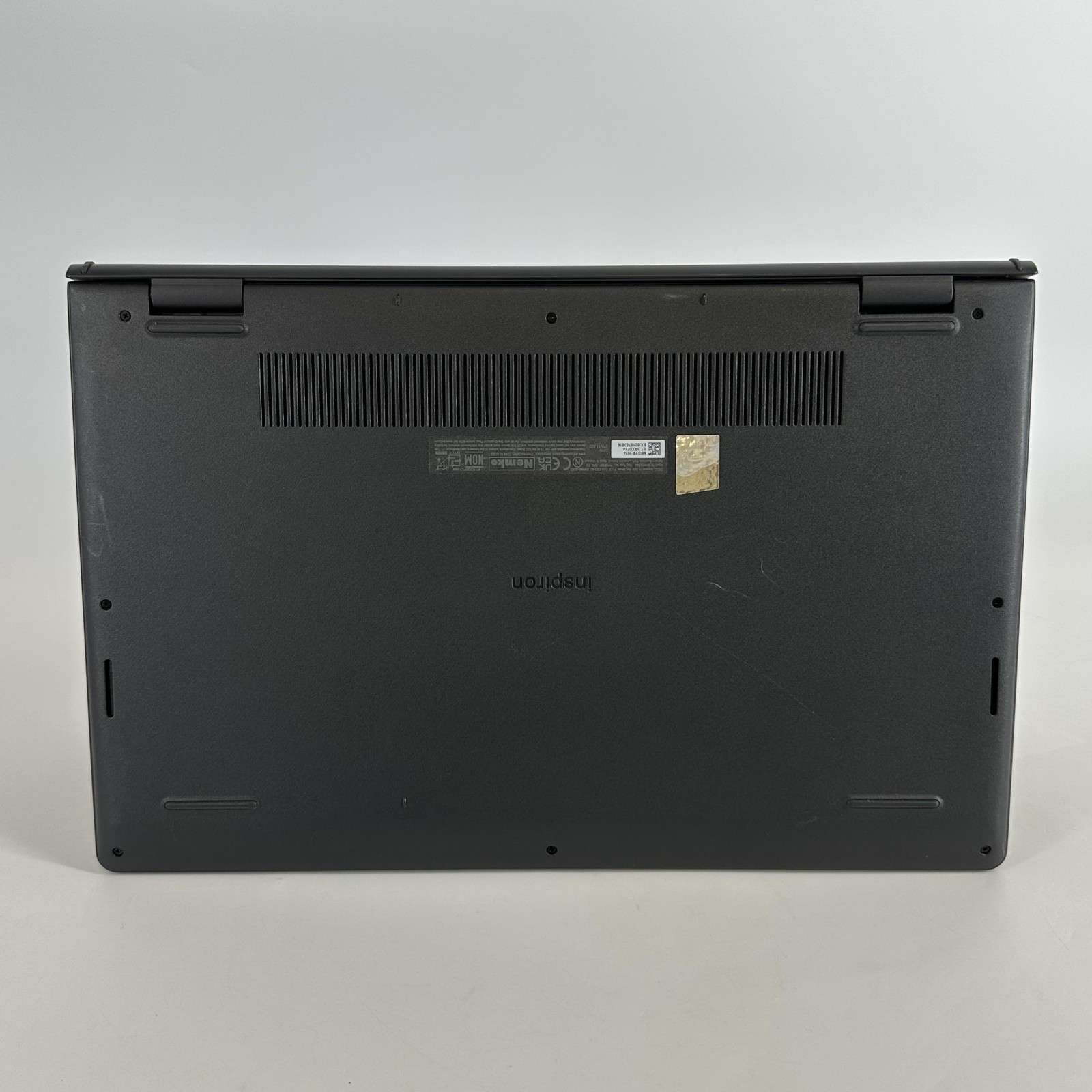 Dell Inspiron 3520 15.6 2022 Black FHD 1.7 GHz i7-1255U 16GB 1TB SSD Good
