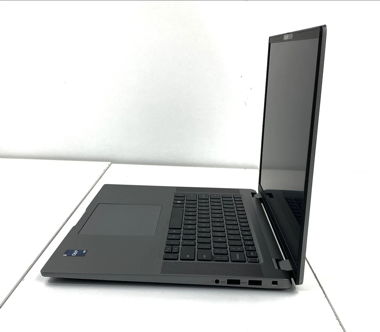 Lot of 5 Dell Latitude 7640 Core i7 13th Gen 1.80GHz 1365U 32GB 500GB Grade-B.