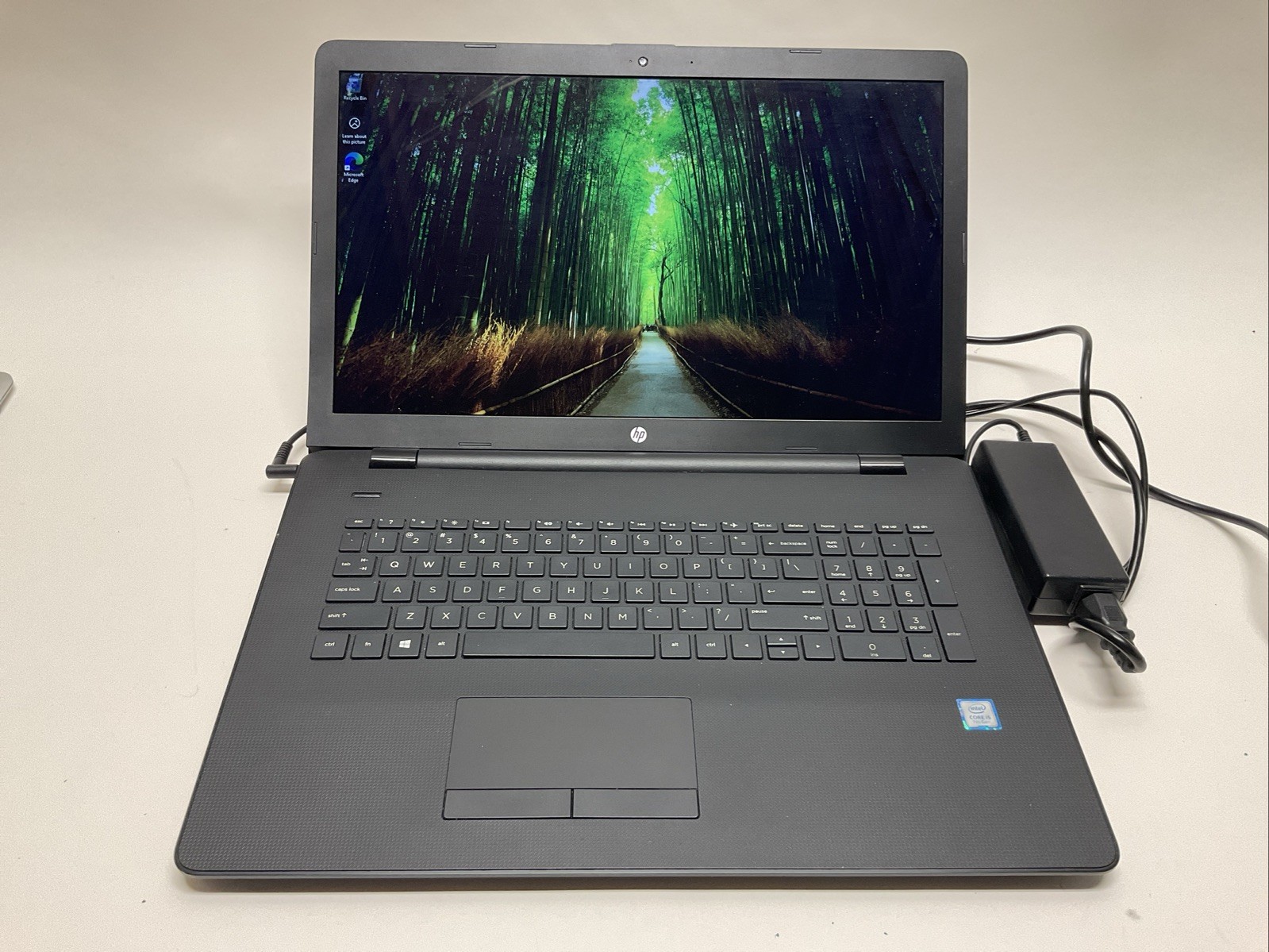 Laptop HP 17-Bs011dx CPU CORE I5-7200U 2.50GHZ HDD 500GB RAM 8GB Windows 11
