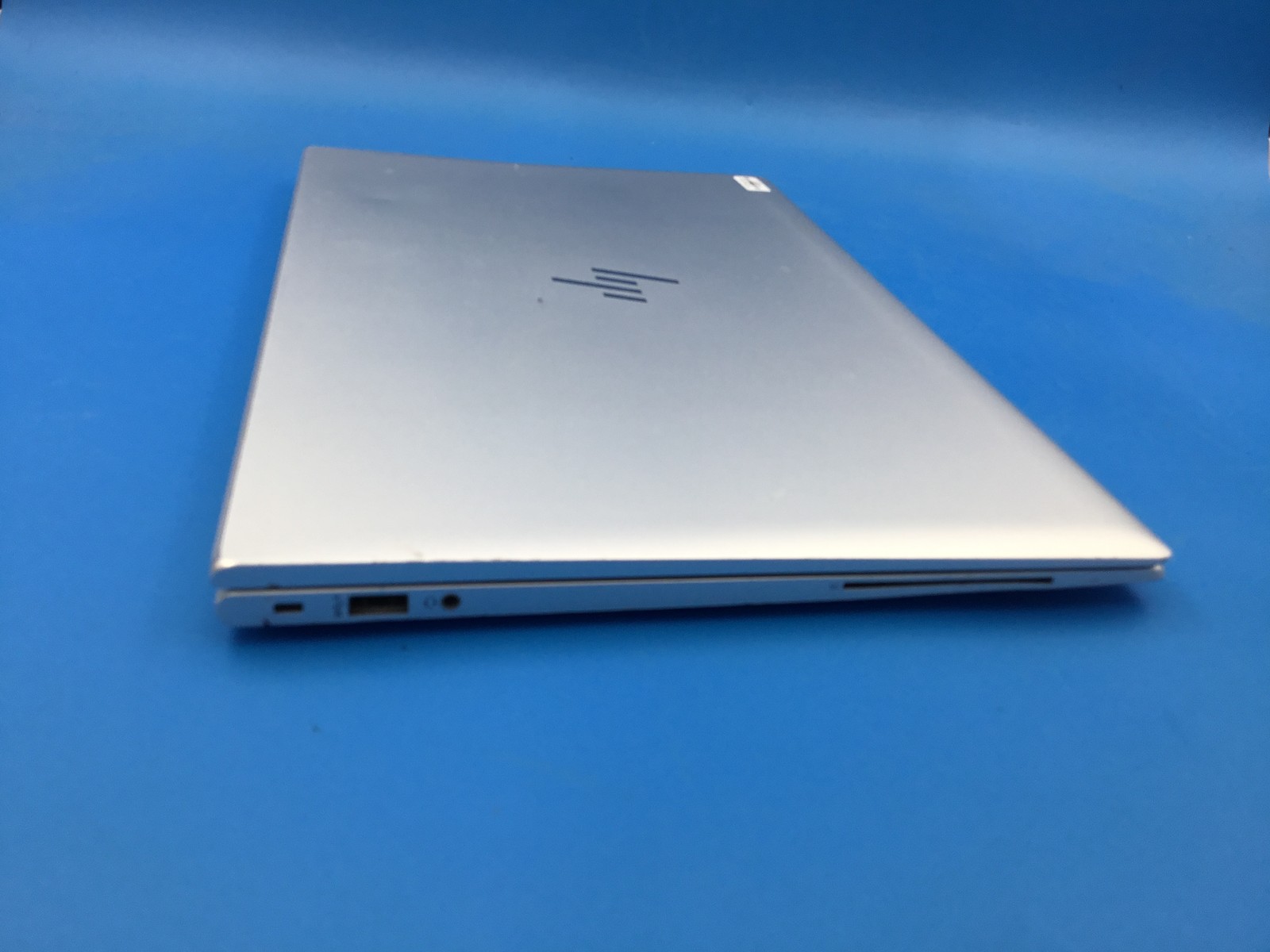 HP Elitebook 850 G8 LAPTOP 15.6″ I7-1185G7@3.00 8GB 256SSD BT BKLIT WEBCAM FHD**