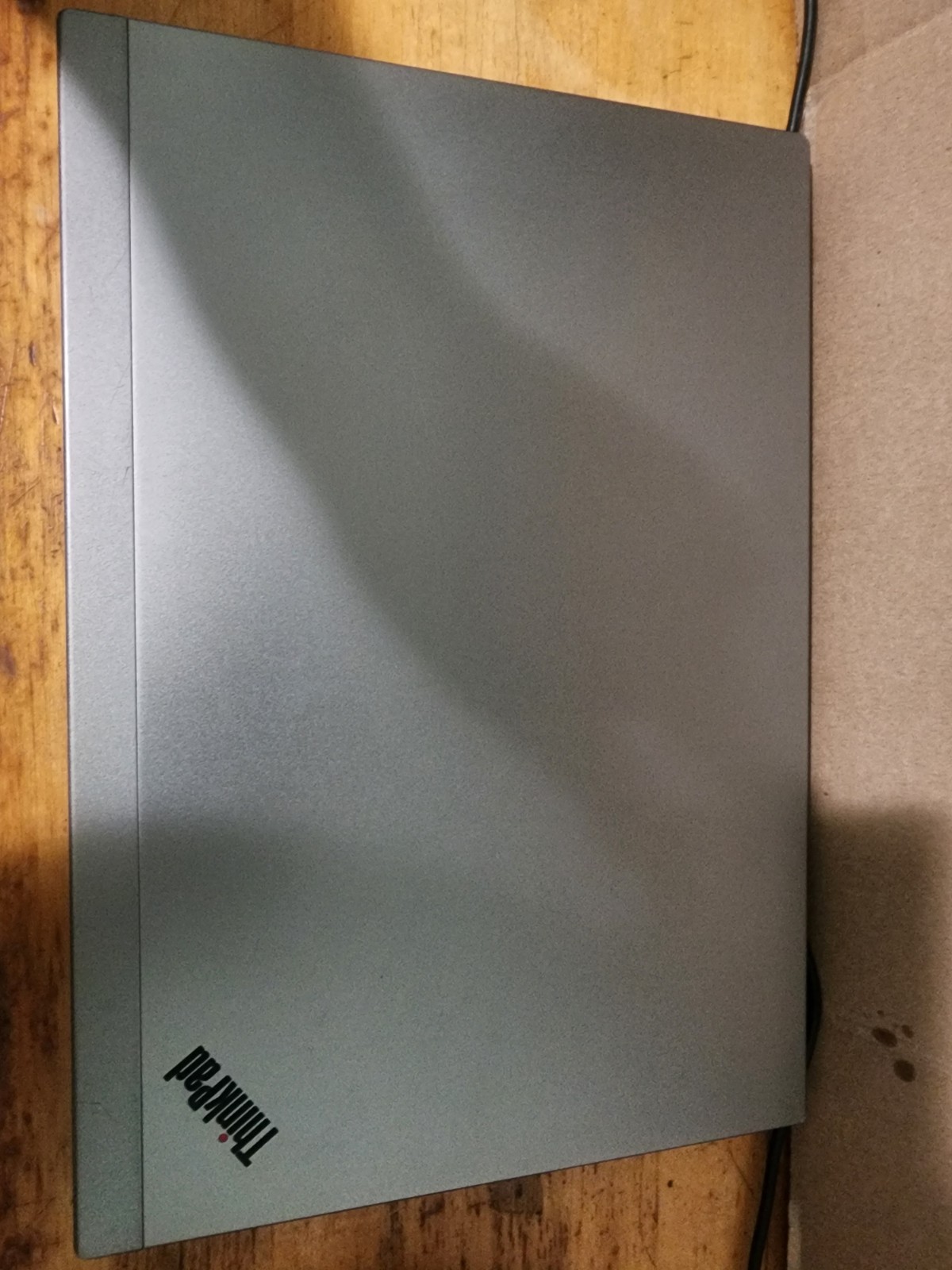 Lenovo ThinkPad T14s Gen 1 Intel i5-10310U 8GB RAM – NO HDD – READ DESCRIPTION
