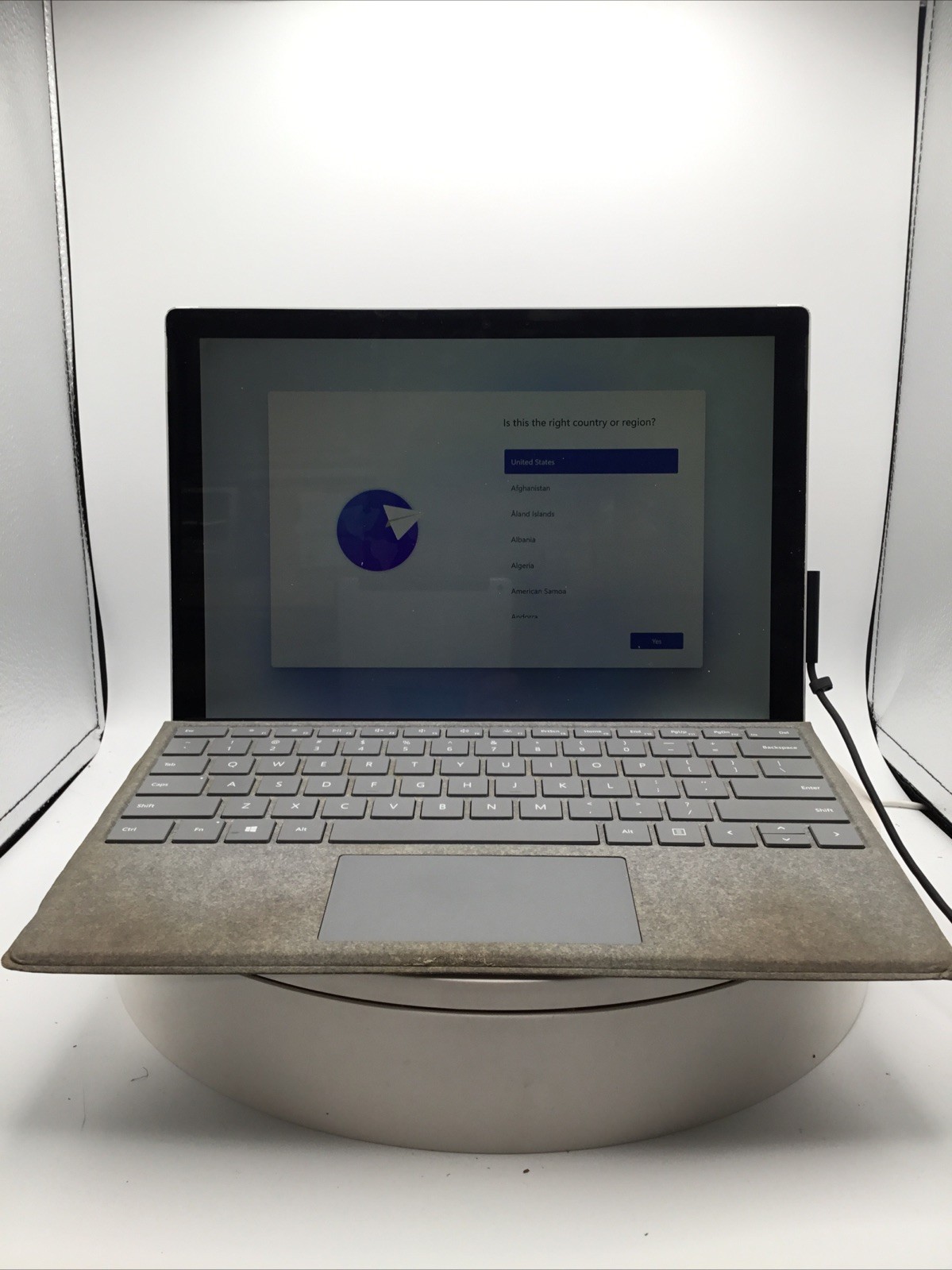 Microsoft Surface Pro 12.3″ 1796 Laptop i5-7300U 8GB RAM 128GB SSD W11Pro Used