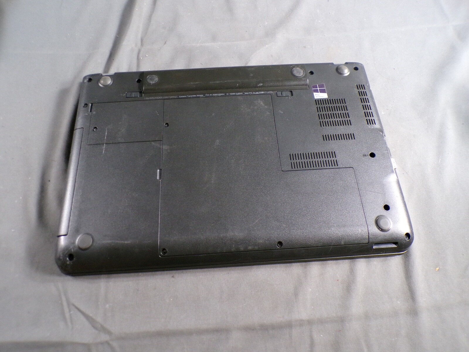 THINKPAD LENOVO E560 INTEL CORE I5-6200U 2.30GHZ 8GB RAM **NO HD/ NO CADDIE