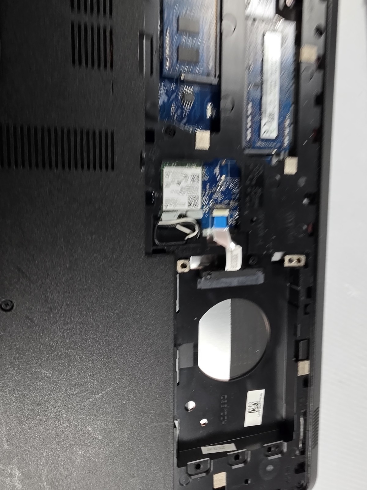 Dell Inspiron 5559 Laptop i5-6200U @2.30GHz | No HDD | 8GB RAM | No OS (READ)