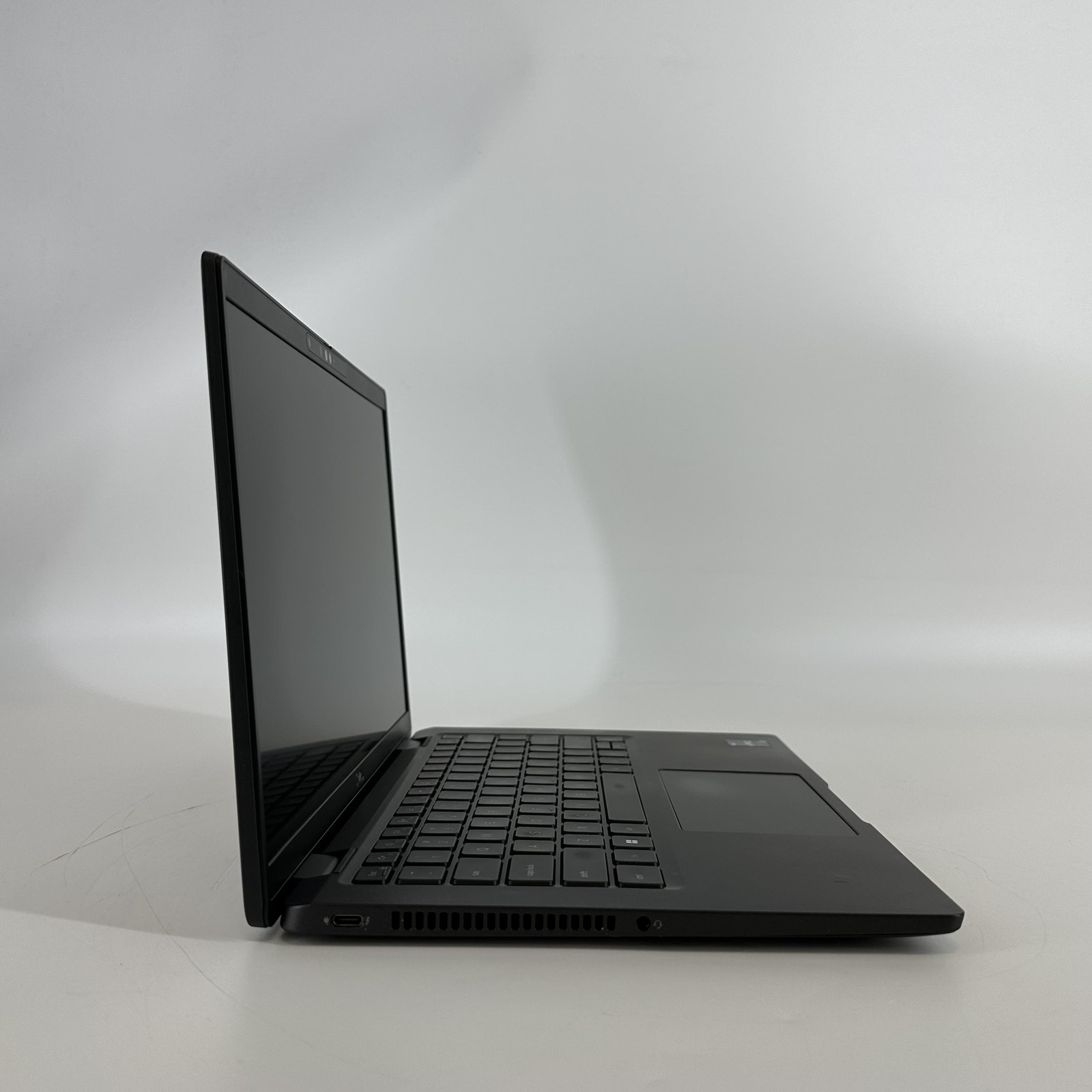 Dell Latitude 7430 14 Black FHD 1.8 GHz i7-1265U 32GB 512GB SSD Very Good