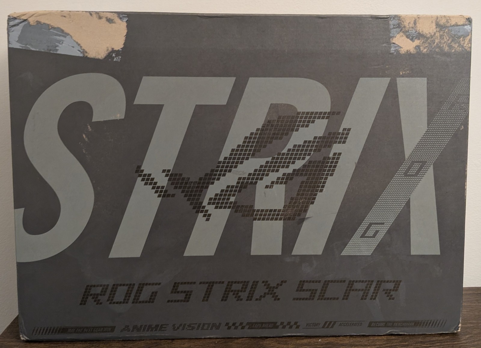 ASUS ROG Strix SCAR 18″ 2.5K 240Hz (Core Ultra 9 275HX, 32GB/1TB, RTX 5070 Ti)