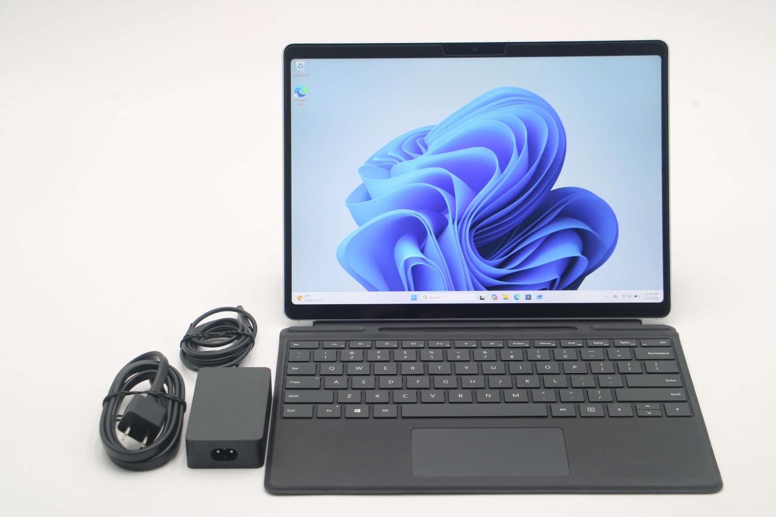 Microsoft Surface Pro 10 Cellular 5G *2.10GHz Ultra 5 / 16GB / 512GB SSD/97% BH*