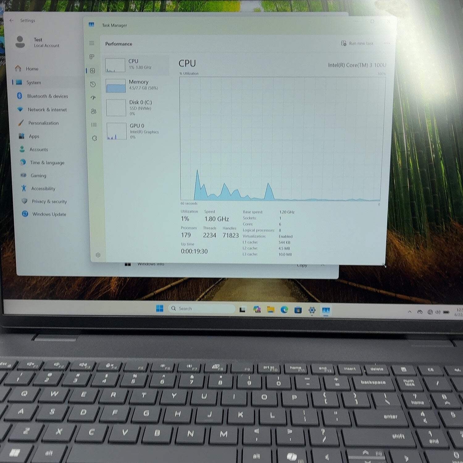 Dell Pro 16 PC16250 16″ i3-100U 1.2GHz 8GB RAM