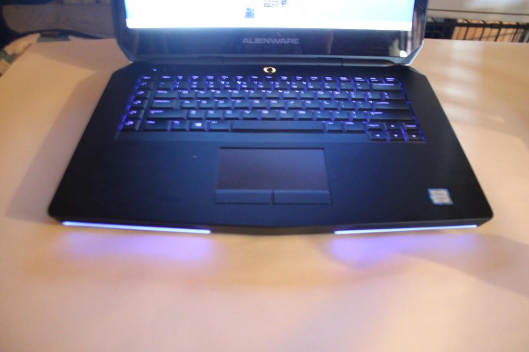 Alienware 15 R2 15.6″ Gaming Laptop i7 NVIDIA GeForce GTX 970M 1TB 256 SSD 16GB