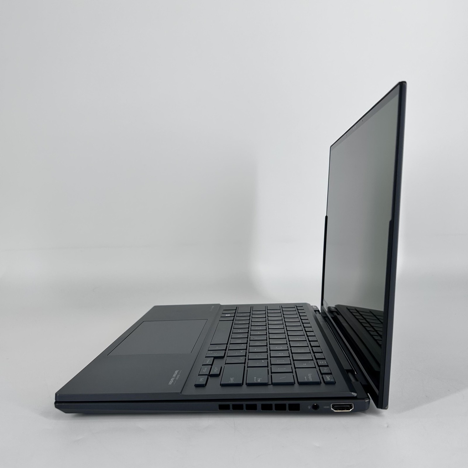 Asus Zenbook Duo 14 QHD+ TOUCH 2.5 GHz Ultra 9 185H 32GB 1TB SSD FRAME SPLIT