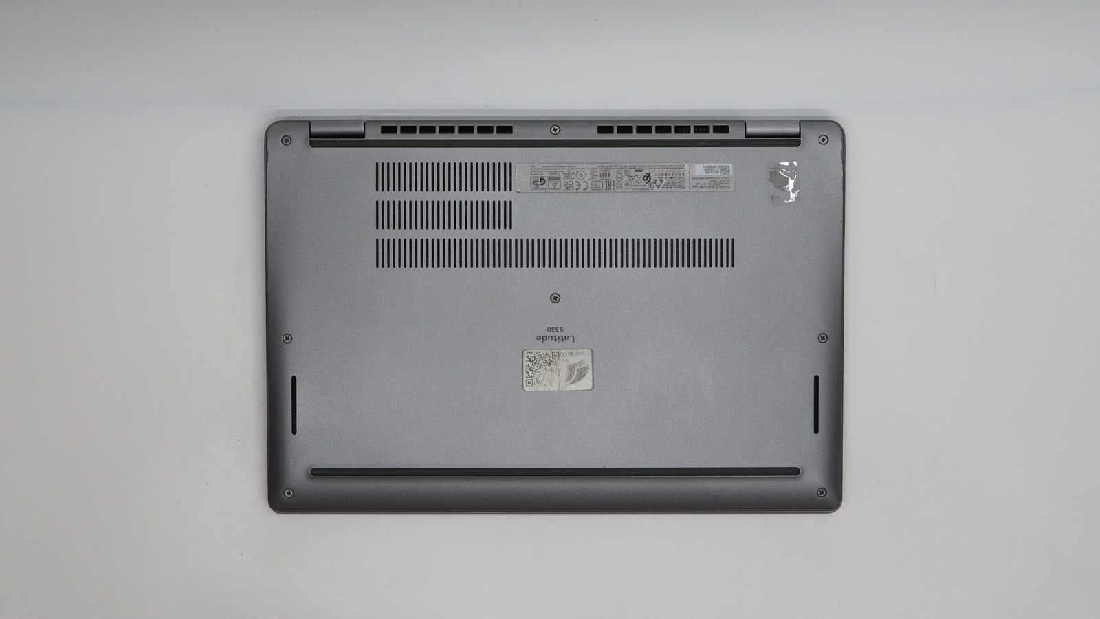 Dell Latitude 5330 13″ i7-1265u 16GB 512GB – Very Good