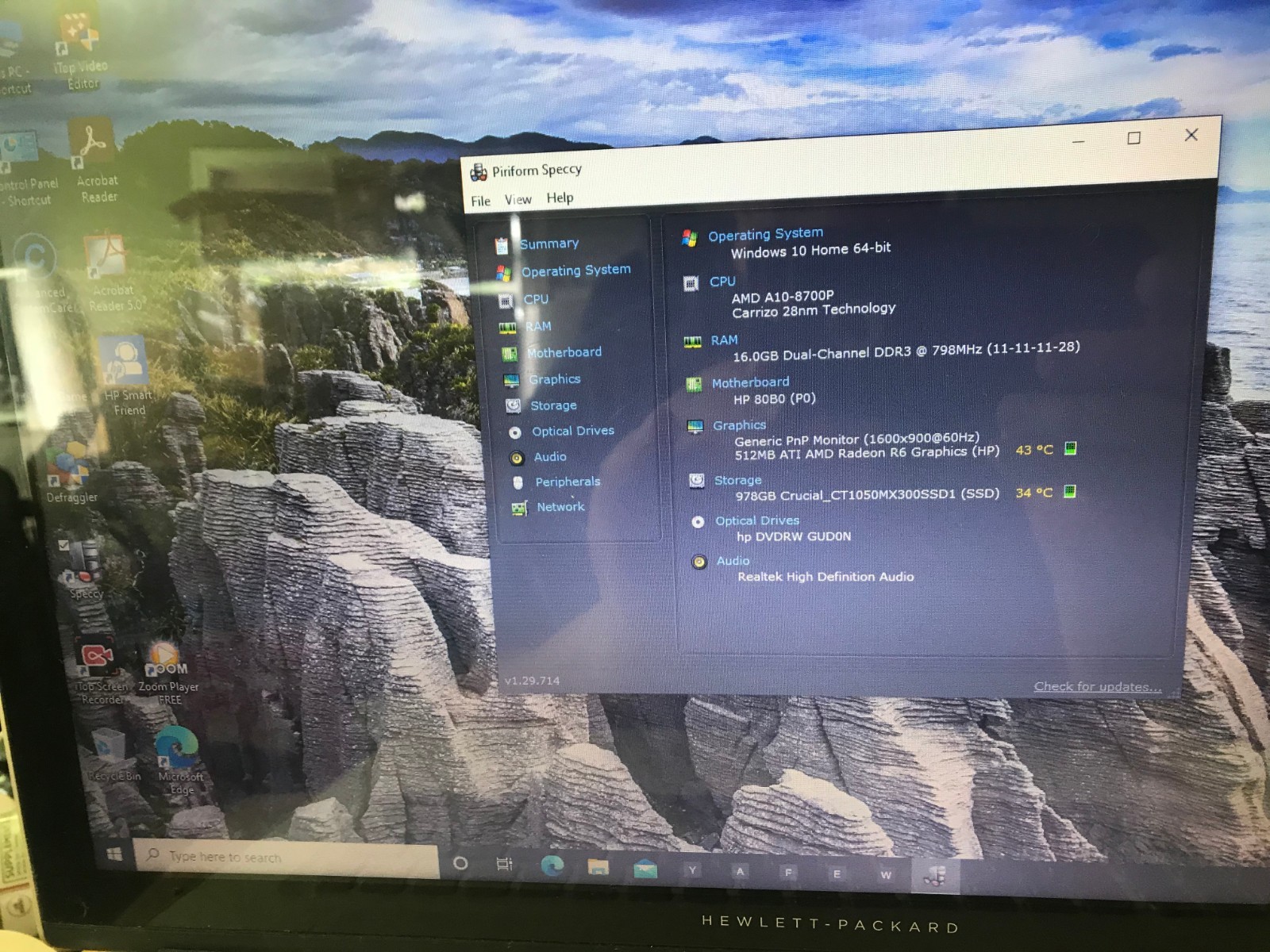 HP Laptop Compute 17.3- AMD-A-10-4-core-16GB RAM- 1TB SSD AMD Radeon R6 -Gold