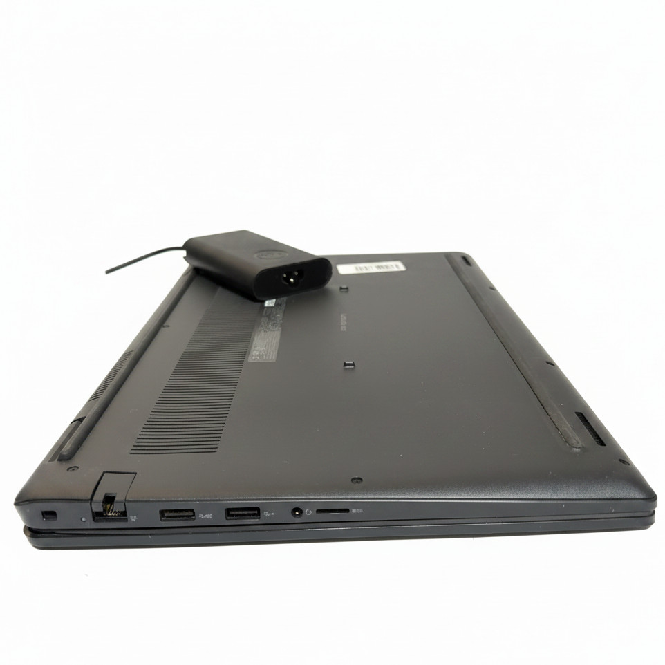 Dell Latitude 3520 15.6″ FHD Laptop i5-1135G7 16GB RAM 256GB SSD Win 11 Pro