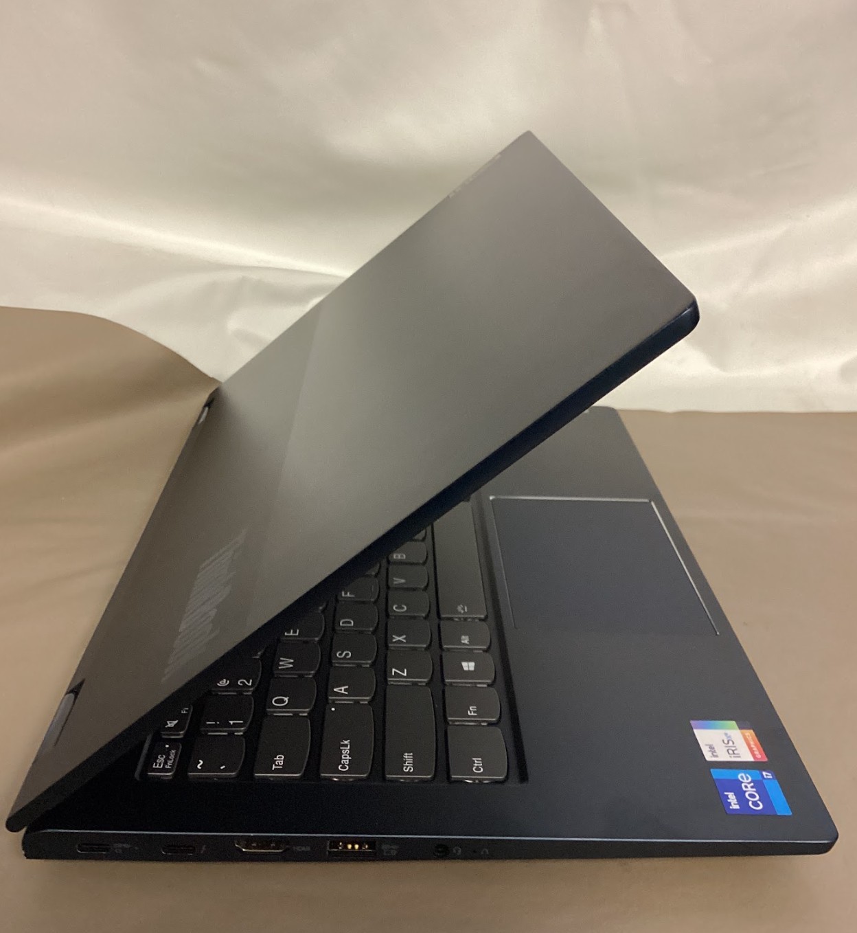 Lenovo ThinkBook 14s Yoga 2-in 1, 14″ FHD IPS Touch Screen, Core i7-1165G7, used