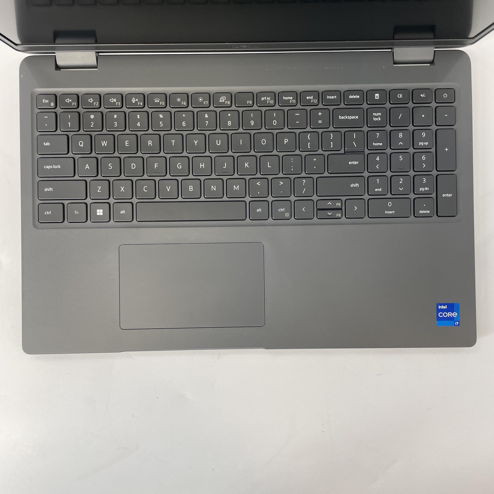 Dell Latitude 3540 15.6 Gray FHD 1.7 GHz i7-1355U 16GB RAM 256GB SSD Good