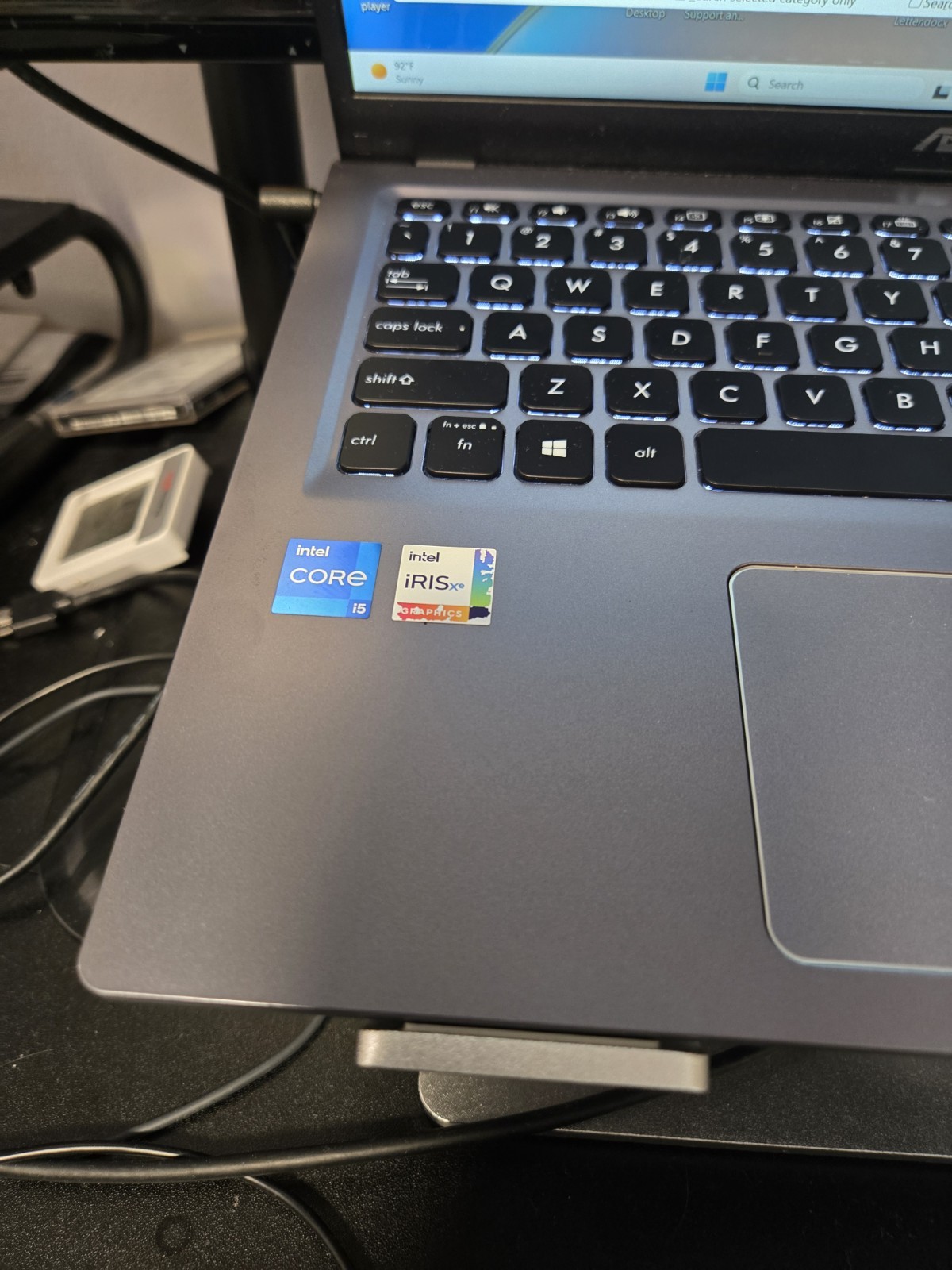 ASUS VivoBook X515EAU 15.6″ FHD Laptop | Intel Core i5-1135G7 | 8GB RAM | 256GB