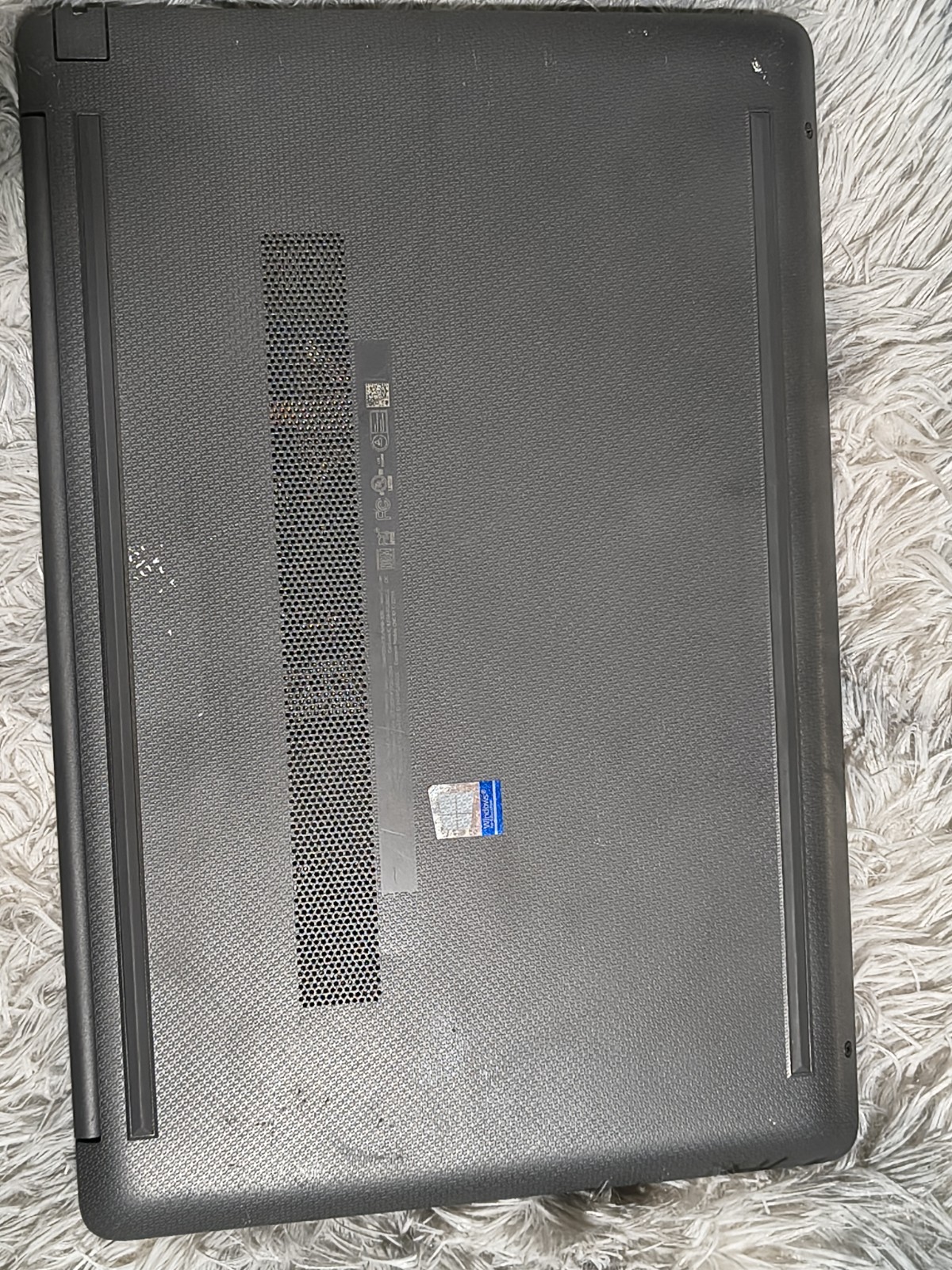 HP 255 G8 15.6″ Laptop Untested For Parts Or Repair
