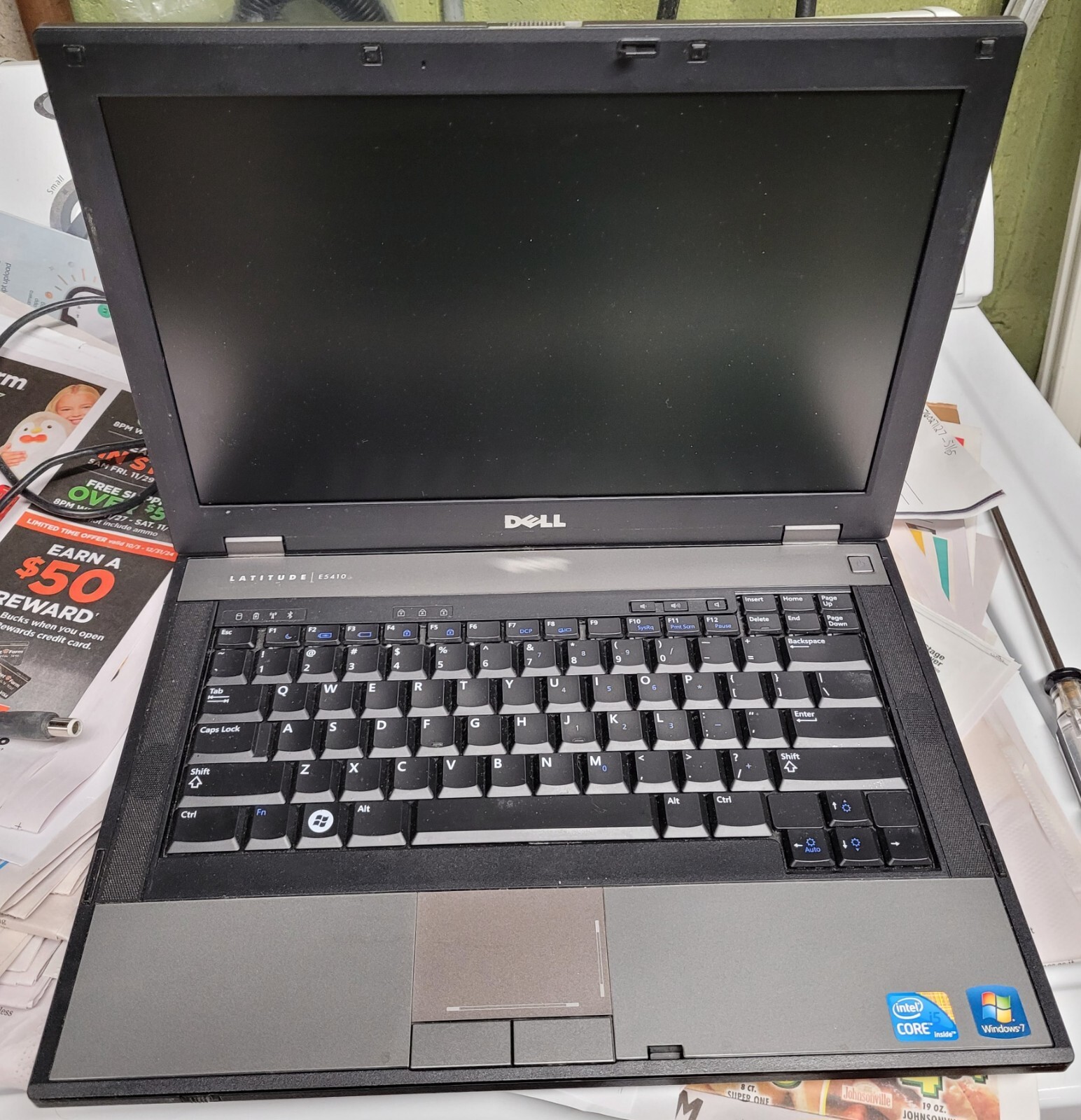 Dell Latitude E5410 No Ram/HDD/Batt/PS For Parts Only -doesnt turn on