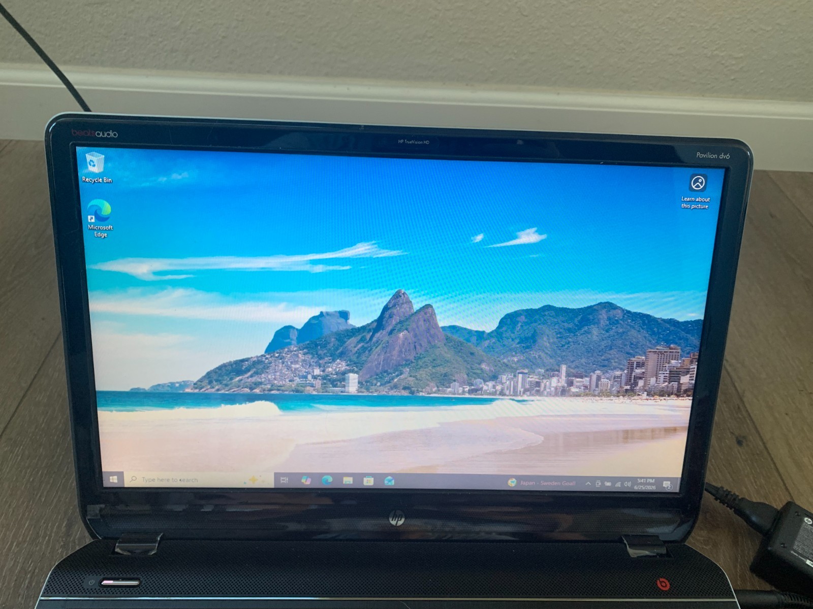 HP Pavilion dv6 15.6″ AMD A6-4400M APU Radeon 2.70GHz 4GB RAM 320GB HDD Win 10
