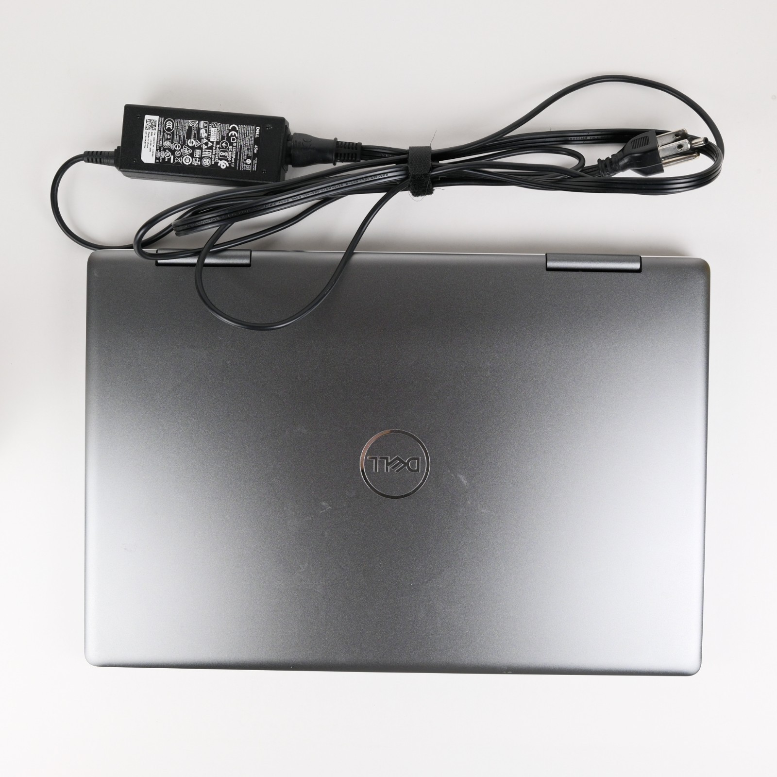 Dell Inspiron 7573 2n1 Laptop – i7-8550U @ 1.80GHz – 16GB Ram – 512 SSD (dent)