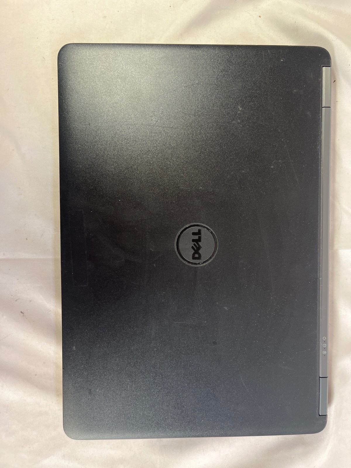 Dell Latitude E7450 Intel Core i5-5300U 8 GB 256 GB 14″