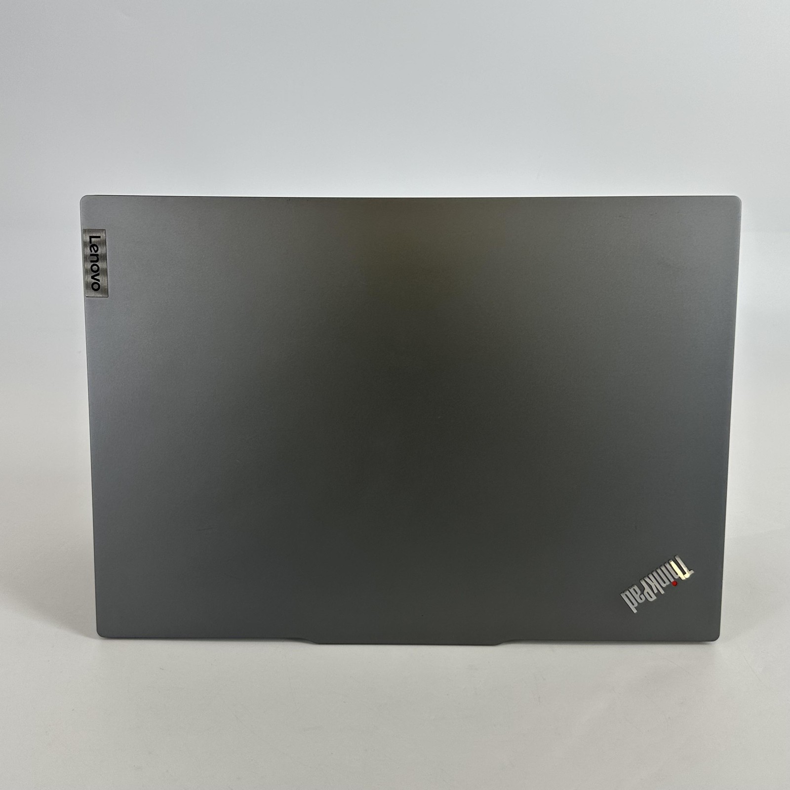 Lenovo ThinkPad E14 Gen 5 Gray FHD+ 2.0 GHz Ryzen 7 7730U 16GB RAM 1TB SSD Good
