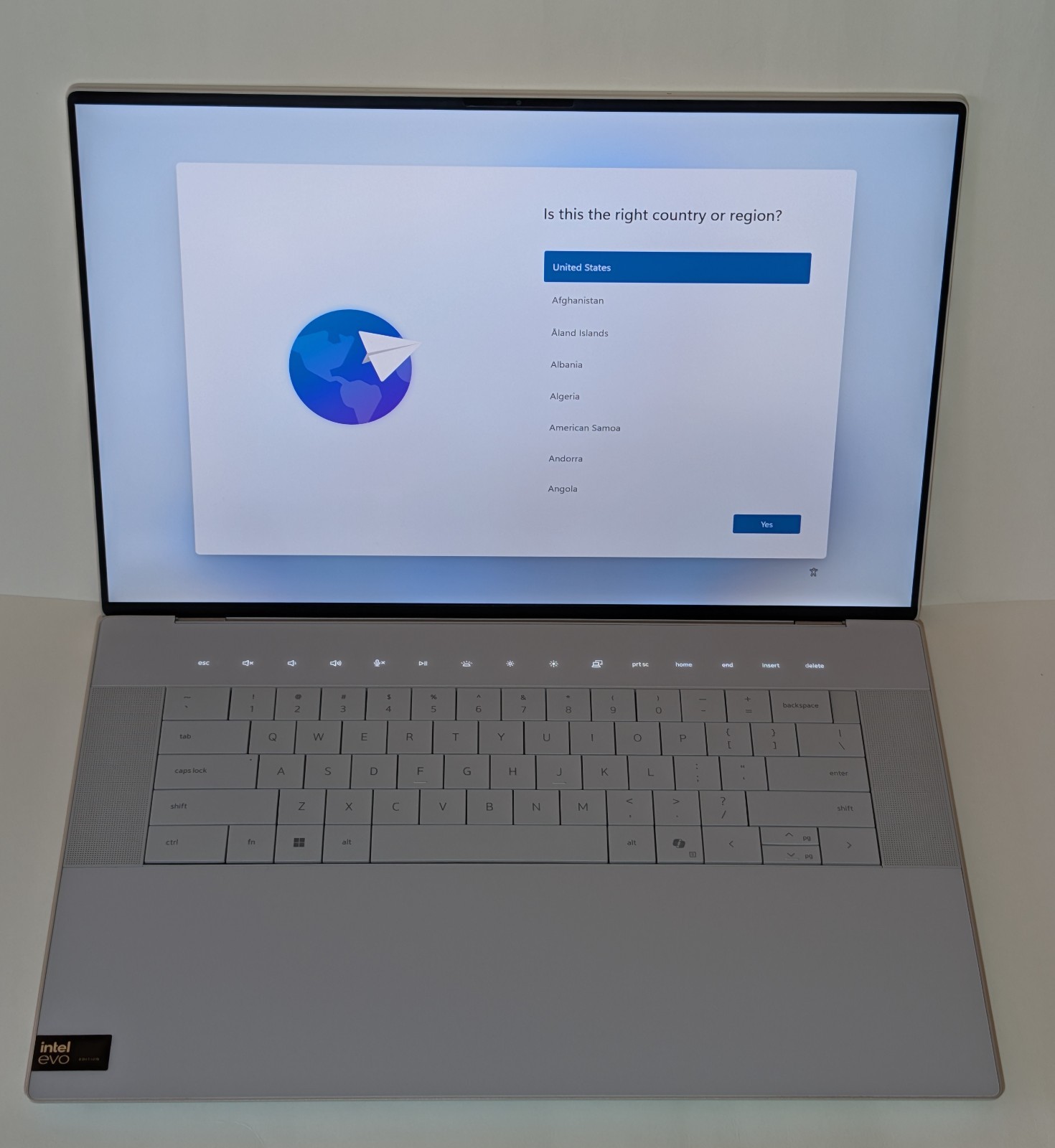 Dell XPS 9640 Core Ultra 7 155H| 16GB RAM| 1TB SSD| RTX 4050 Win11 (Good). ~D14~